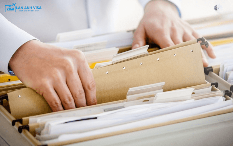 Hồ sơ xin visa thăm thân Pháp có những gì